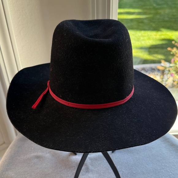 Black Felt Hat w/Red Band & Accents. American Hat Co Cowboy/Western. Size 6 5/8.